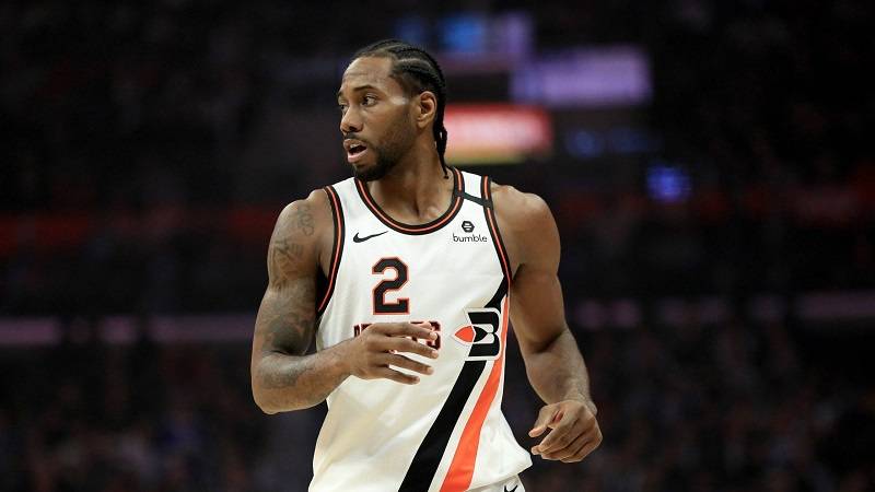 Tandem Lenard - Džordž pregazio Maverikse, Klipersi vode 3:2 1 GettyImages 1199822093 scaled 1