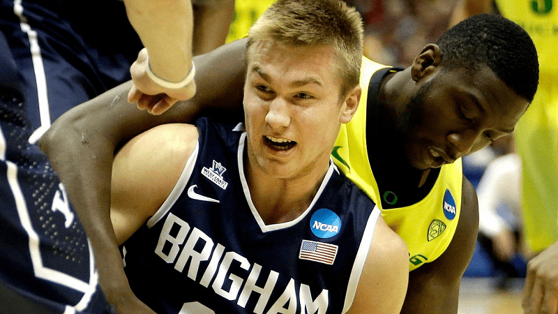 Erik Mika na korak od Partizana