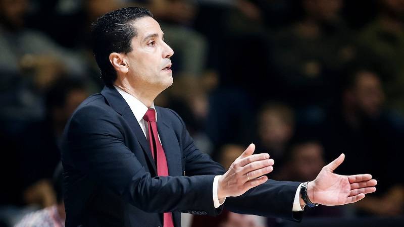 ZVEZDA OLYMPIACOS 54