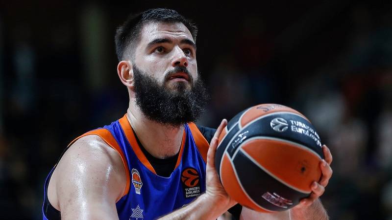 Baskonija ispustila pobjedu, Dubljević sa linije za slobodna bacanja donio trijumf Valensiji