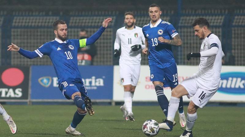 Pjanić: "Volim ga gledati, pleše s loptom kao Inijesta"