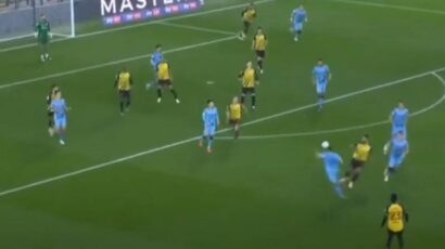 Dao gol glavom sa 30 metara (VIDEO)