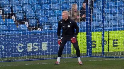 Šmajhel u trci sa vremenom za derbi protiv Liverpula