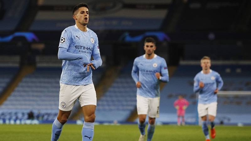 (FOTO) Fudbaler Mančester sitija pretučen i opljačkan