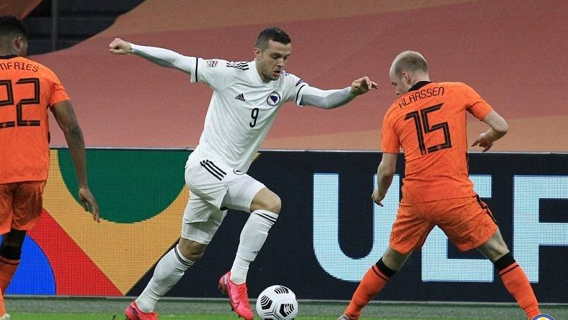 Hodžić pozitivan na virus korona, Bosna i Hercegovina ostala bez još jednog napadača