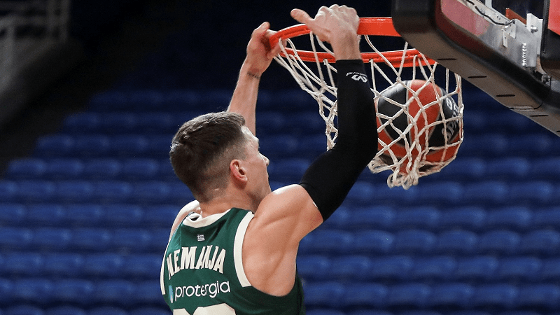 Zvezda pala u Atini, Nedović vodio glavnu riječ