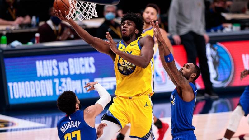 Ruki poletio i fantastičnim zakucavanjem stavio na poster jednog od najviših igrača lige (VIDEO)