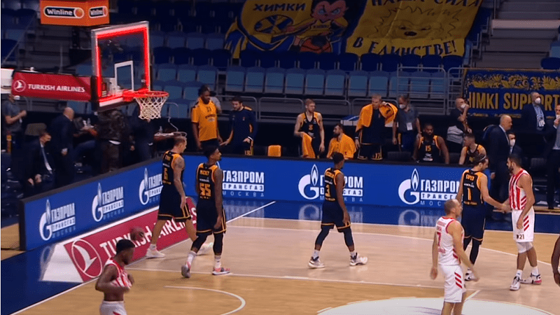 Osipaju se redovi Himkija, jedan igrač otišao iz kluba, još dvojica na izlaznim vratima