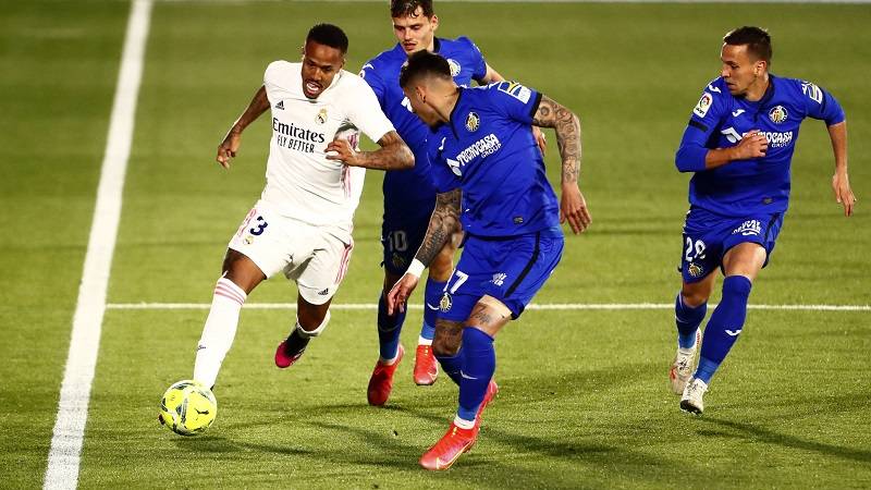 Deda Mraz otišao u drugi kraj Madrida, Real poražen u prvom meču godine