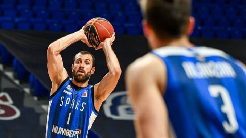 Sjajna finta, pa još bolji pas Adija Zahiragića u maniru najboljih svjetskih plejmejkera (VIDEO)