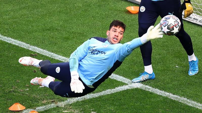 Golman Sitija iz bizarnog razloga nosio opremu protivničkog tima