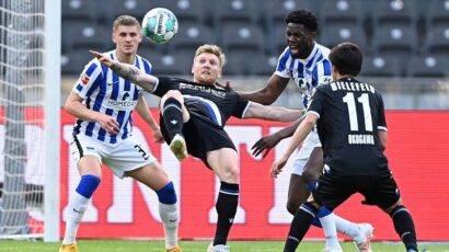 Bundesliga: Augzburg i Herta se sačuvali, Šalke udaljio Ajntraht od Lige šampiona (VIDEO)