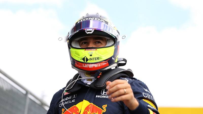 Perez pobijedio u Azerbejdžanu! Verstapenu pukla guma pet krugova prije kraja, Hamilton izletio sa staze