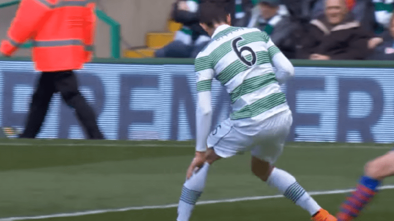 Seltik zbog velike gluposti ostao sa igračem manje (VIDEO)