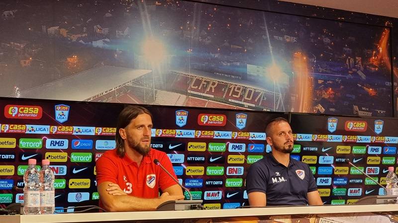 Trener Marko Maksimović i kapiten Stojan Vranješ najavili meč sa Klužom