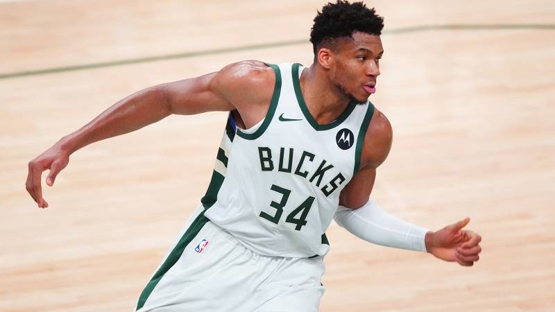 (VIDEO) Adetokunbu nedovoljan dabl-dabl za trijumf nad Bulsima