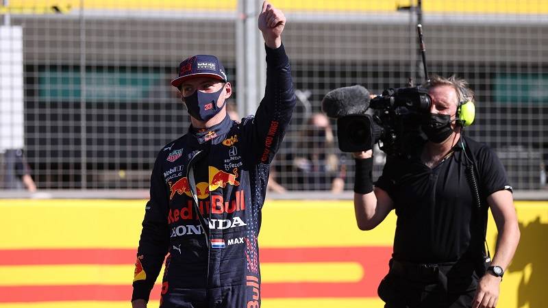 Verstapen: "Ako je pametan isključiće svoj telefon i ignorisati ga"