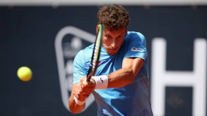 Karenjo-Busta izbacio Medvedeva i zakazao polufinalni okršaj sa Hačanovim