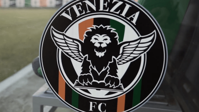 (FOTO) Venecija nastavlja da oduševljava sa dresovima