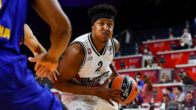 Partizanova ponoćna bomba: Zek Ledej potpisao za crno-bijele