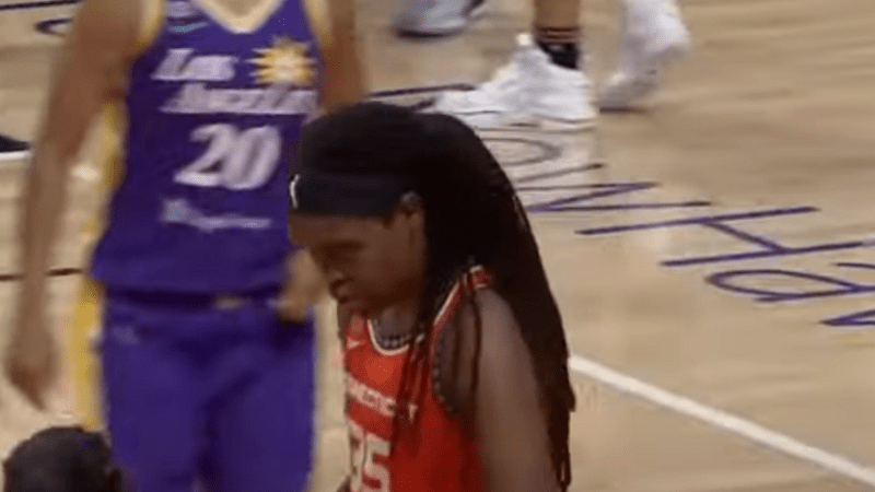 Fenomenalna partija Džonkel Džons, poeni za pobjedu i dabl-dabl učinak (VIDEO)