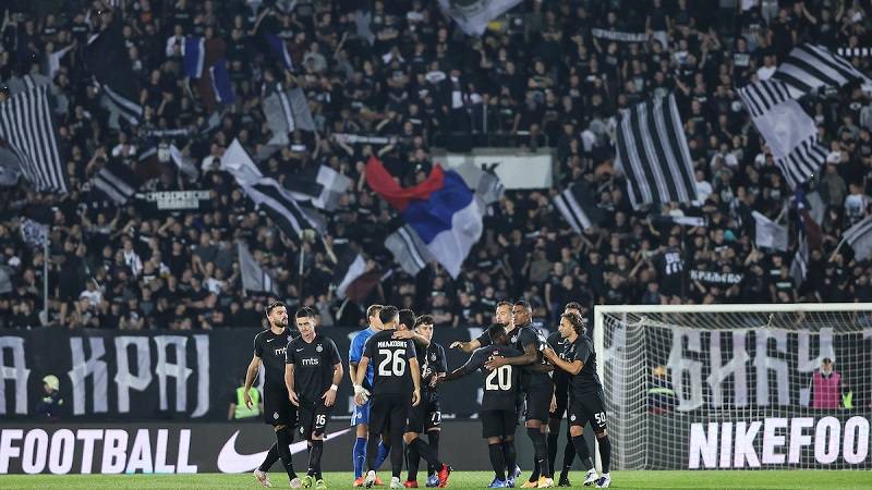 Partizan se oglasio povodom izbacivanja navijača sa stadiona