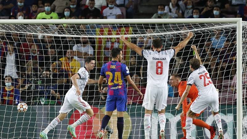 Visoko podignute ruke Bavaraca: Bajern Minhen ponovo održao lekciju Barseloni