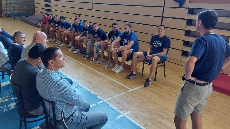 Marko Ičelić za MeridianSportBH: "Momci zaista dobro rade, cijela Hercegovina je rasadnik talenata" 1 icelic leotarr