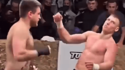 (VIDEO) Sudija mu spašavao život nakon stravičnog nokauta