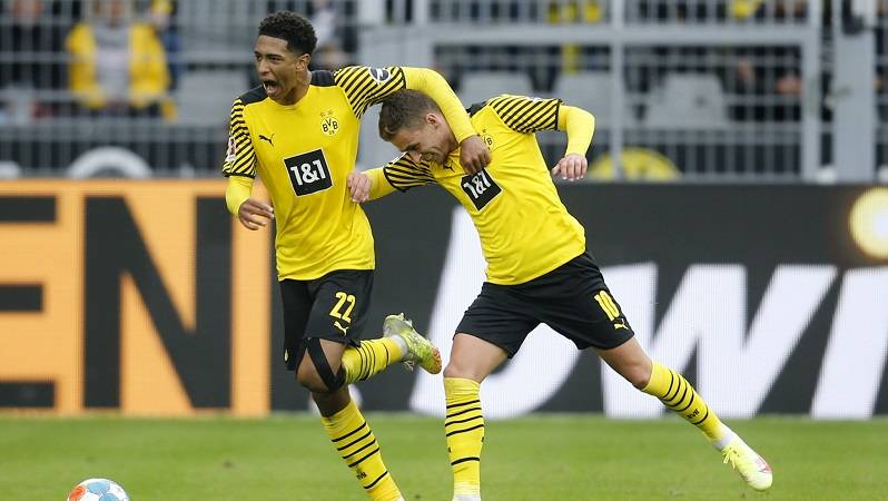 Borusija Menhengladbah bolja od Volfsburga, imenjak iz Dortmunda savladao Augsburg