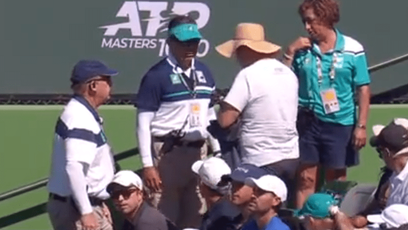 (VIDEO) Neobična scena na Indijan Velsu: Fotografisao redare pa izbačen sa stadiona