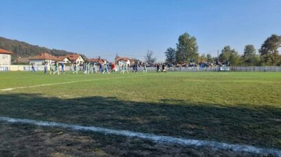 Iz Svatovca optužili glavnog arbitra da je svirao kraj utakmice u 85. minutu