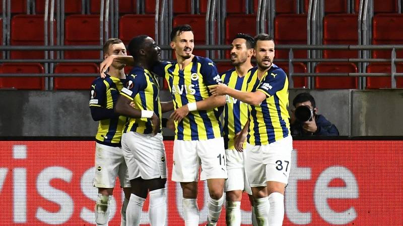 Fenerbahče i Bešiktaš remizirali na Ulkeru