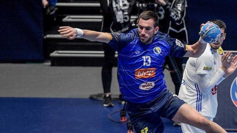 (VIDEO) Ibrahim Haseljić: "Mladi igrači su tu da se dokažu i maksimalno se trude na svakom treningu"