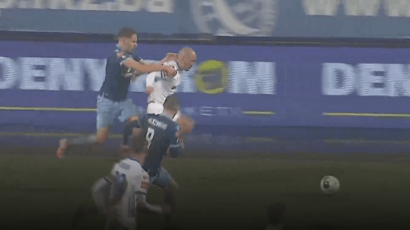 (FOTO) Beća s leđa oborio Mujana, gužva između fudbalera u samom finišu