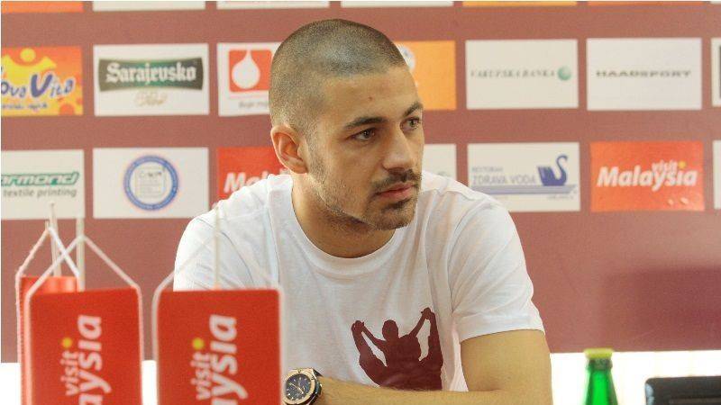 Tatomirović potpisao