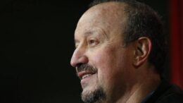 Rafa Benitez nakon godinu i po preuzeo klub, stiže na Balkan