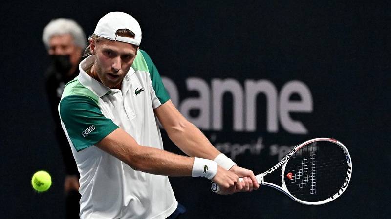 Igrao meč dva i po sata, pa predao govoreći da je pozitivan na virus korona