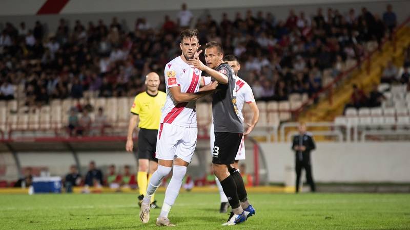 Plemići vode u Banovićima