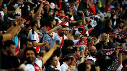 Dvanaesti igrač: Buntovnici