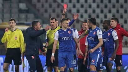 (VIDEO) Bivši fudbaler Partizana napravio haos, igrači Zvezde ga jurili po terenu