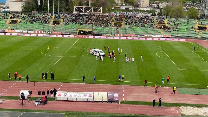 Neprijatna situacija na Koševu, Kapića odvezlo vozilo hitne pomoći