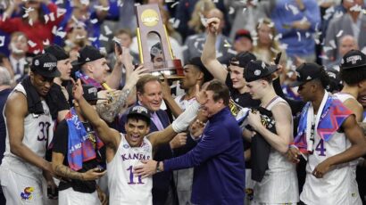 (VIDEO) Kanzas nakon spektakularnog preokreta slavio u finalu NCAA lige