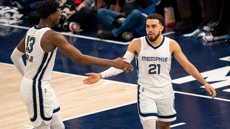 Grizlisi pojeli Timbervulvse