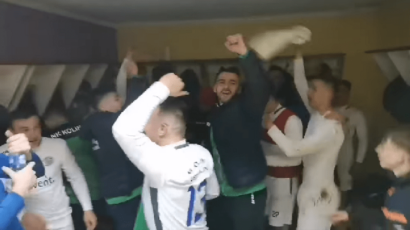 (VIDEO) Ludilo u svlačionici Koline nakon utakmice u Visokom