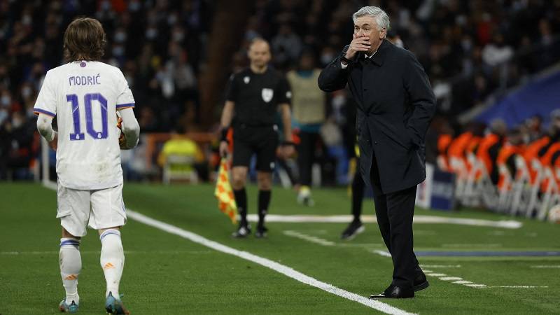Anćeloti uvjeren da će Modrić završiti karijeru u Madridu, uporedio ga i sa legendom Milana
