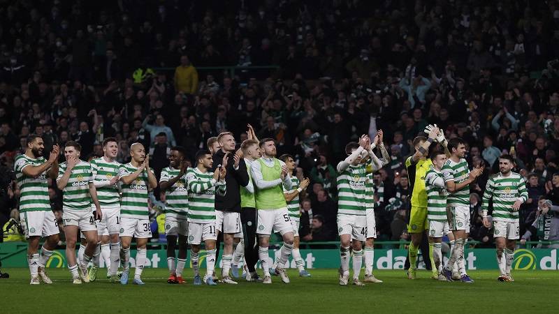 (VIDEO) Seltiku pripao Old Firm derbi, Džoa Harta gađali polomljenim staklenim flašama