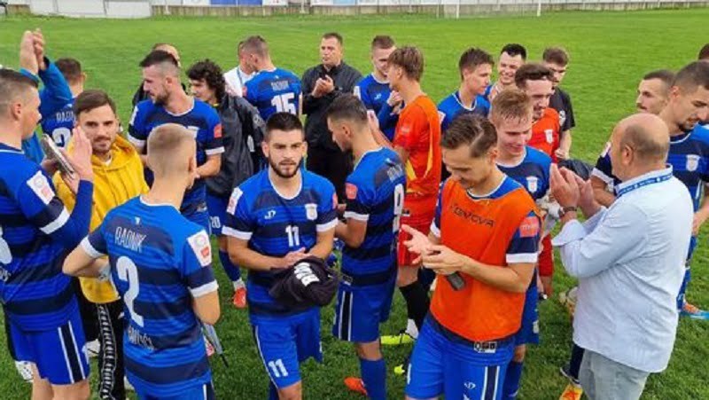 Nakon brojnih pojačanja, Radnik se rastao s jednim od fudbalera