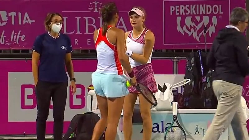 (VIDEO) Teniserka iz Ukrajine predala meč dva poena prije kraja