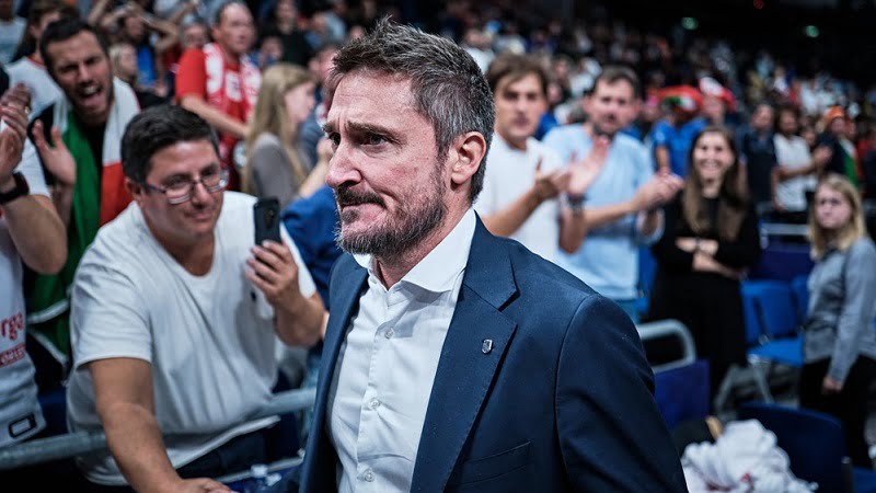 Poceko ponovo bez ustručavanja: "Moji igrači imaju velika mu*a, zašto se sudije nisu rukovale sa mnom?"